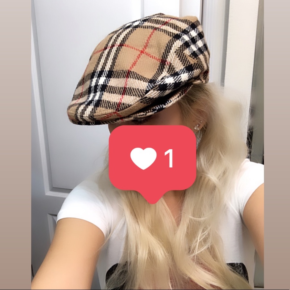 Burberry newsboy wool hat